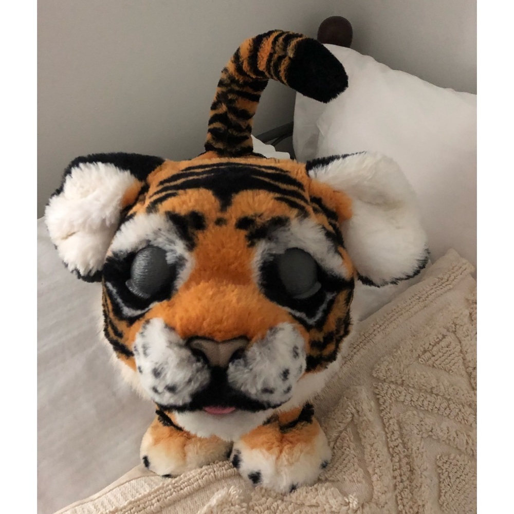 Fur Real tiger Tyler